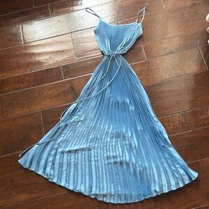 Vince blue pleated dress size small